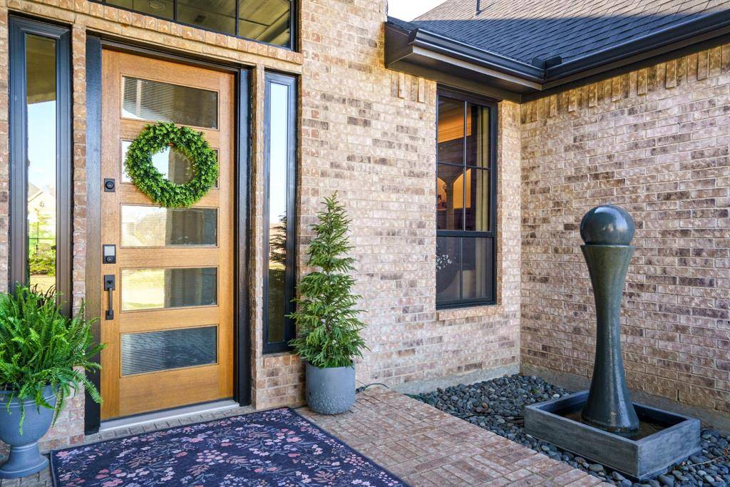 106 W Carruth Lane, Double Oak, TX 75077