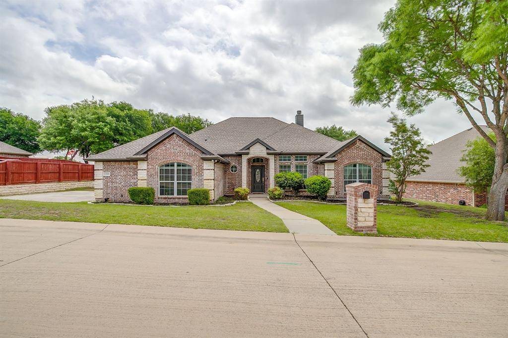 1208 Saddle Trail, Willow Park, TX 76087