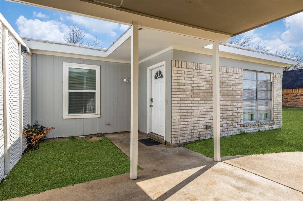 6761 Trail Lake Drive, Fort Worth, TX 76133