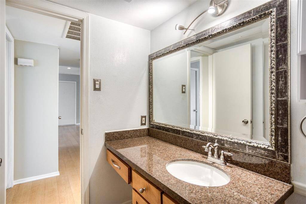 10536 Stone Canyon Road #216, Dallas, TX 75230