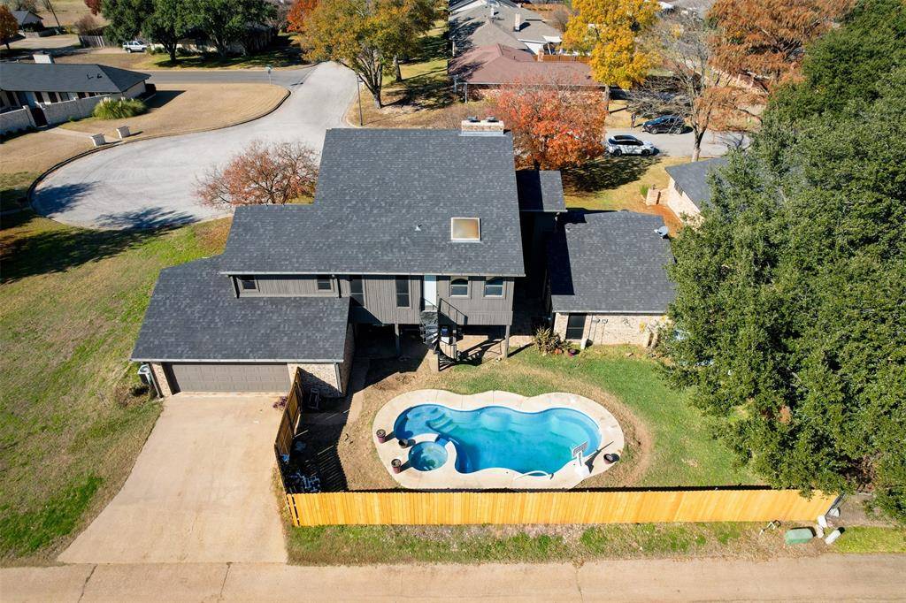 404 Laurel Trail N, Terrell, TX 75160