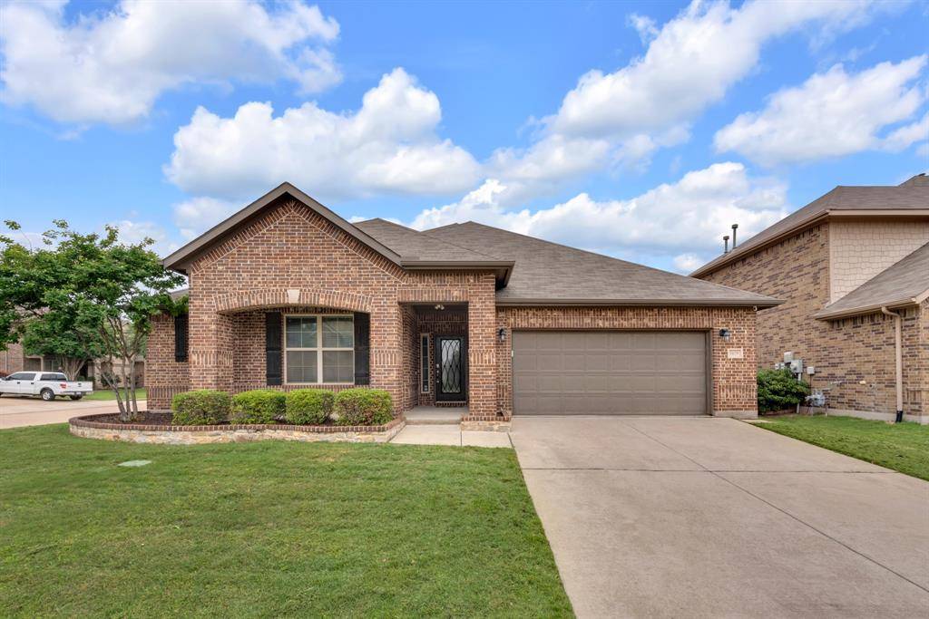 1428 Mesa Crest Drive, Fort Worth, TX 76052