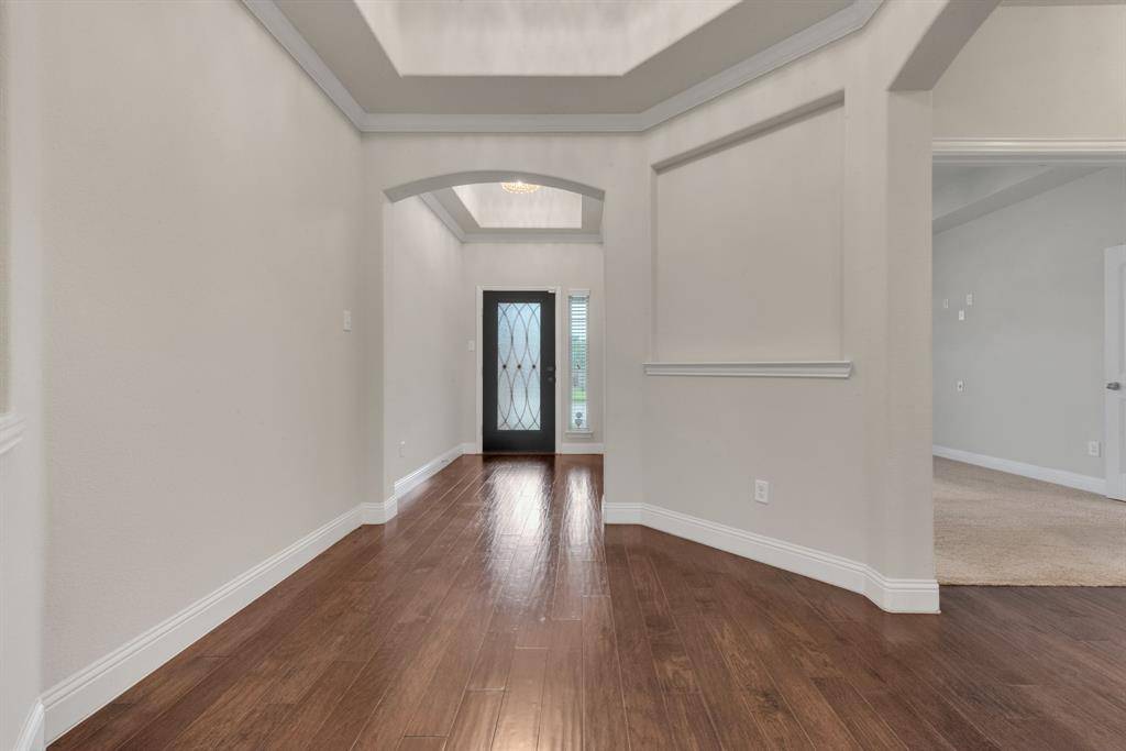 1428 Mesa Crest Drive, Fort Worth, TX 76052