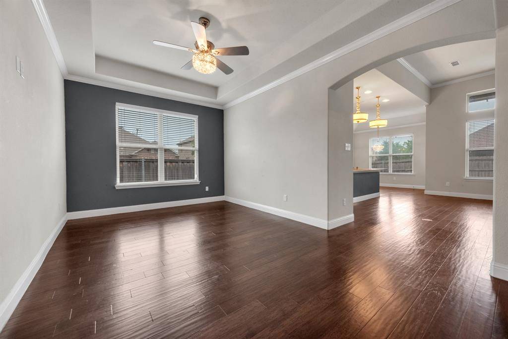 1428 Mesa Crest Drive, Fort Worth, TX 76052