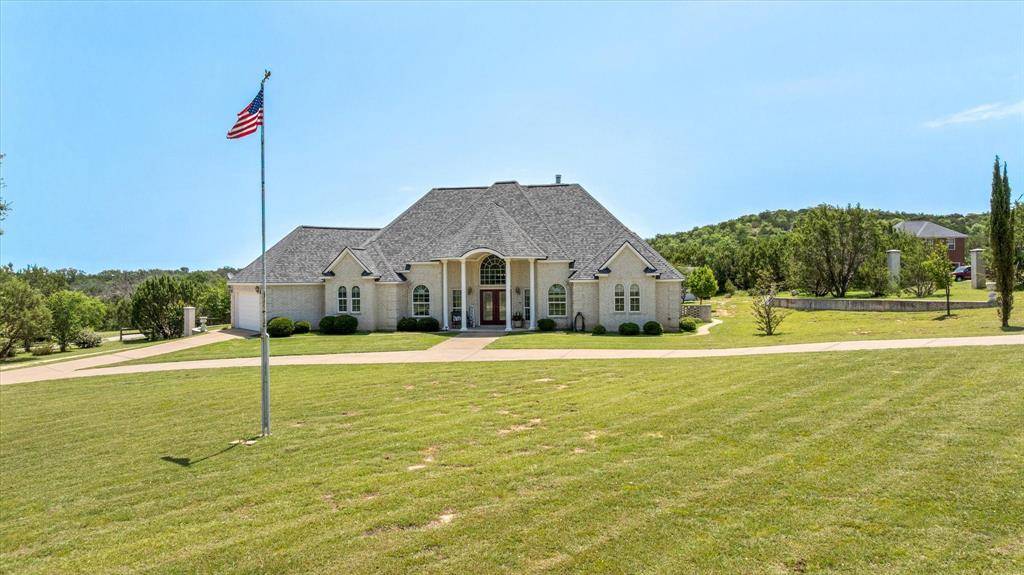 2030 Hills Court, Stephenville, TX 76401