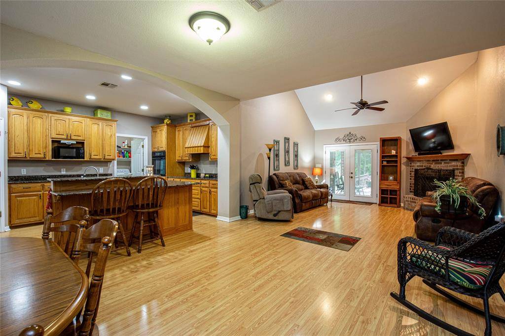 6400 Avon Drive, Waco, TX 76708