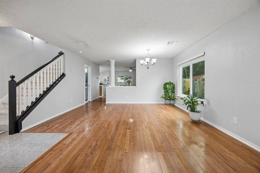 5325 Chessie Circle, Haltom City, TX 76137