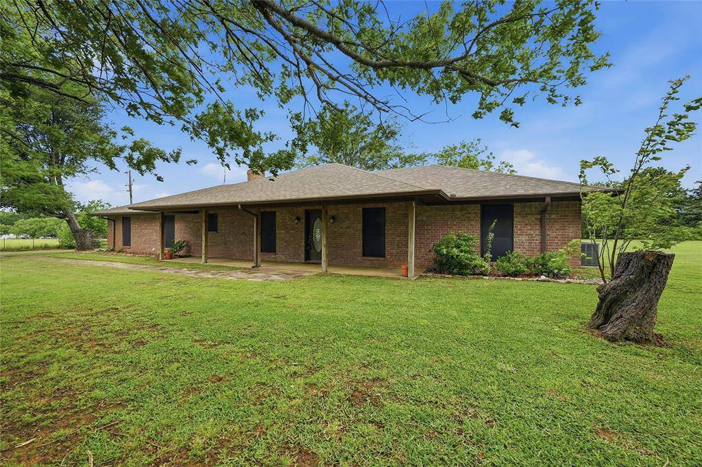 185 Owens Road, Bells, TX 75414