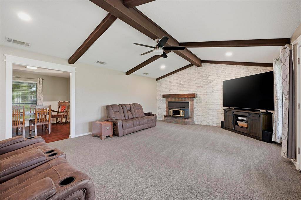 185 Owens Road, Bells, TX 75414