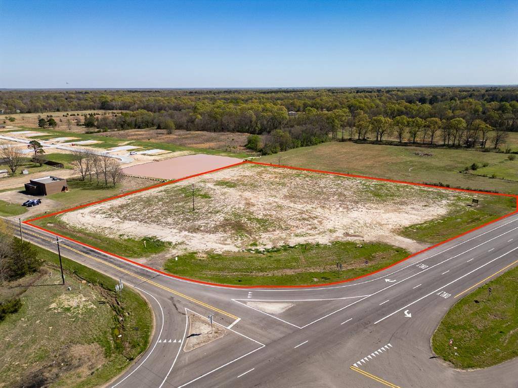 10670 US Hwy 271, Powderly, TX 75473