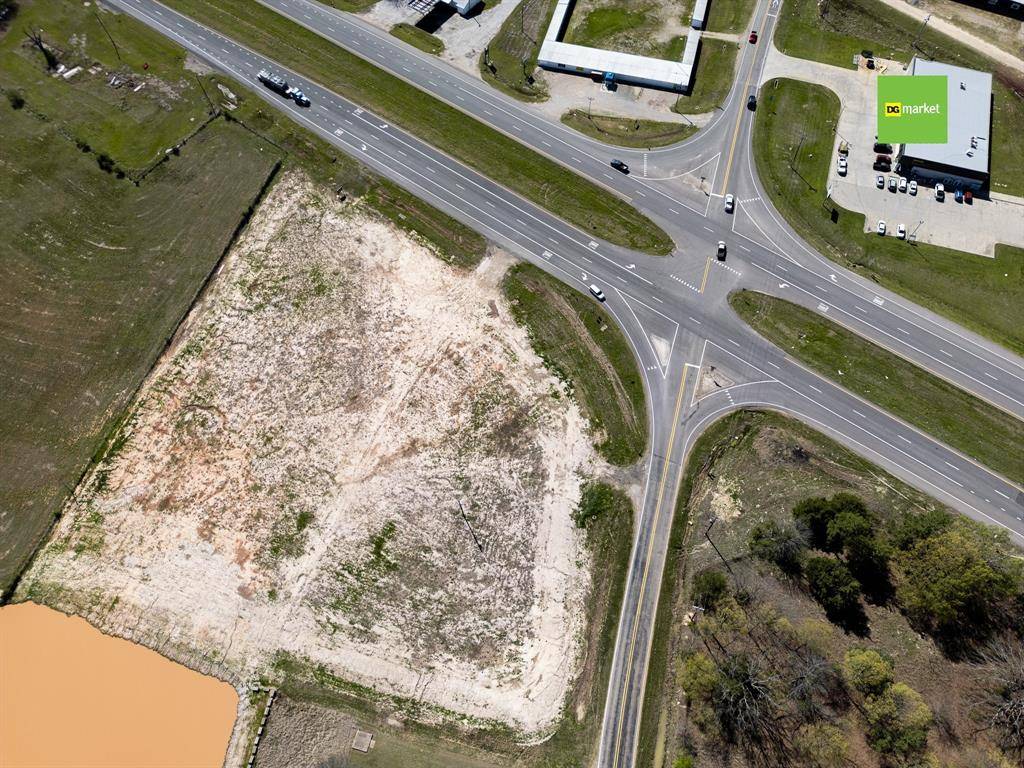 10670 US Hwy 271, Powderly, TX 75473