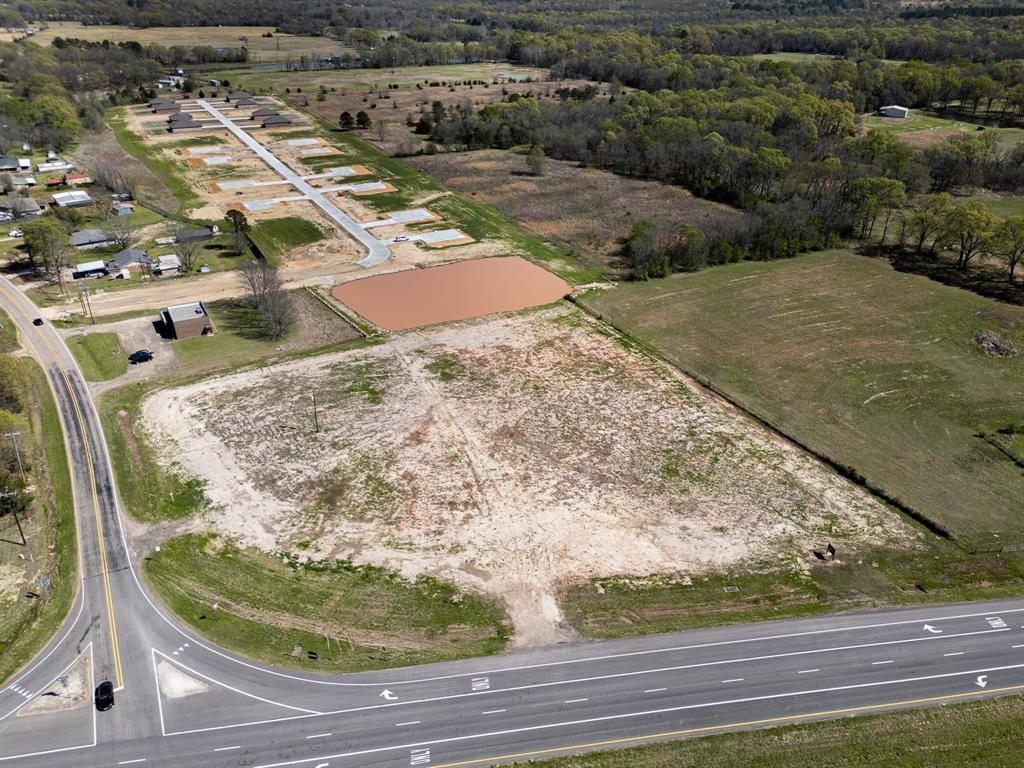 10670 US Hwy 271, Powderly, TX 75473