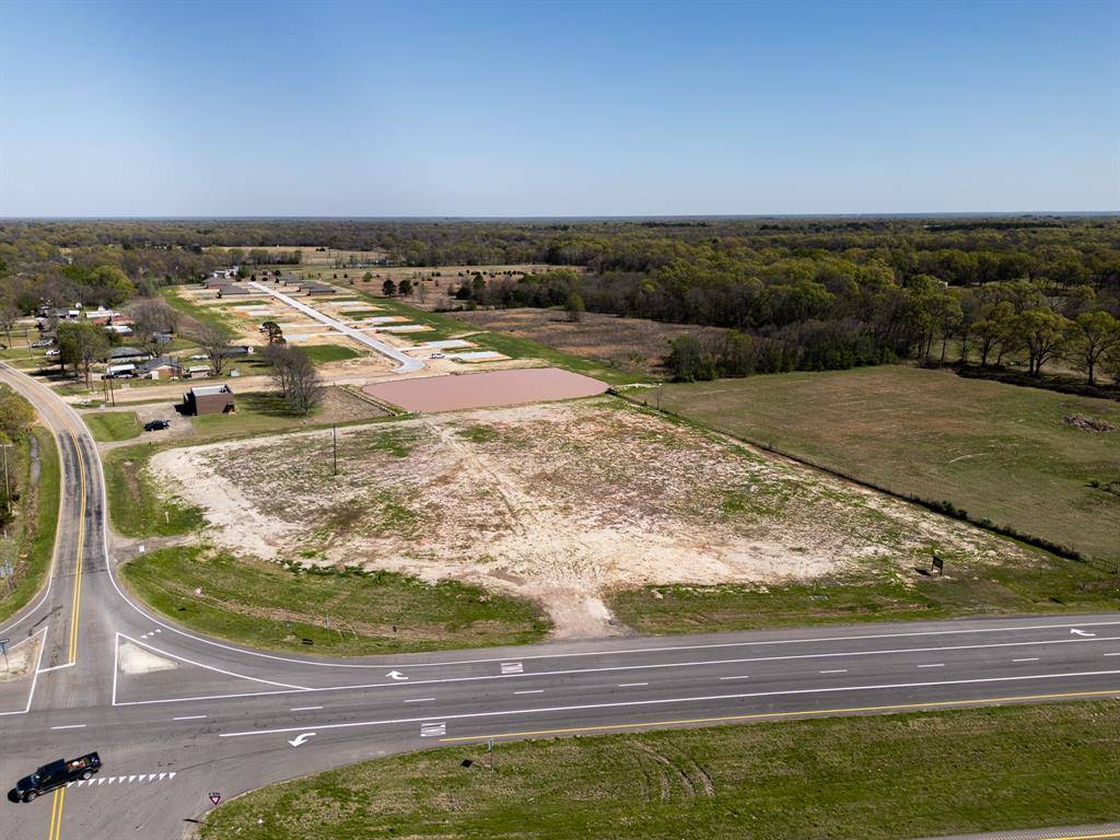 10670 US Hwy 271, Powderly, TX 75473