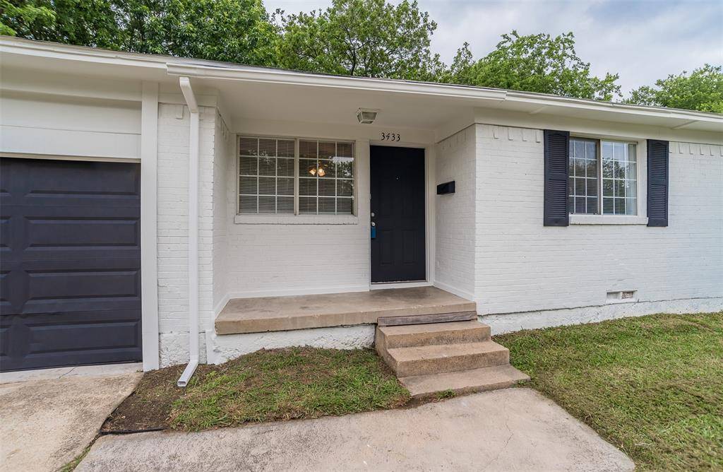 3433 Moon Drive, Mesquite, TX 75150