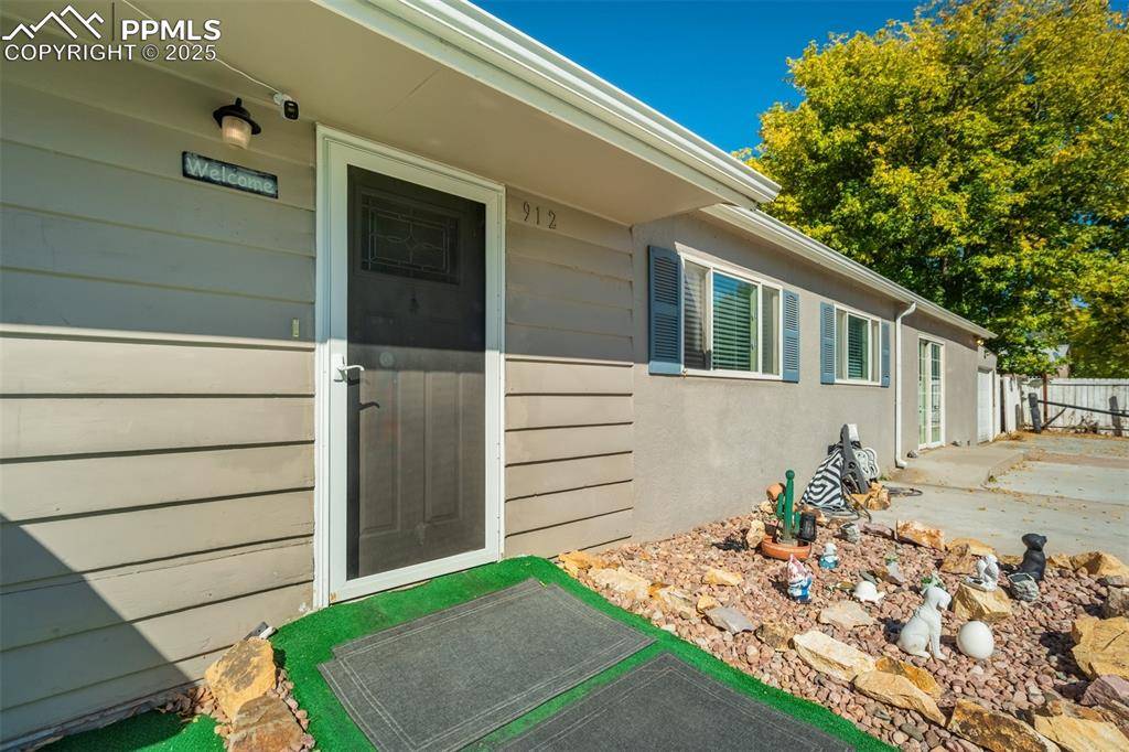 912 2nd ST, Colorado Springs, CO 80907