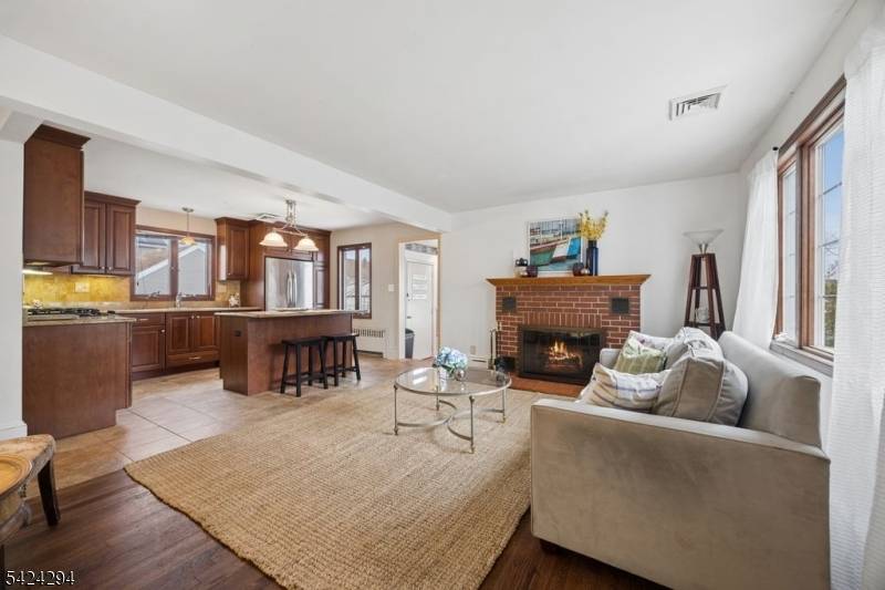 190 Parker St, Sayreville Boro, NJ 08879