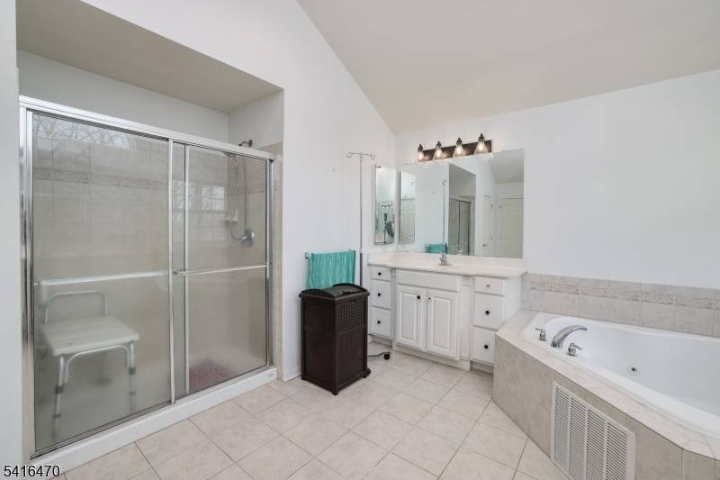 814 Rachel Dr, Franklin Twp., NJ 08322
