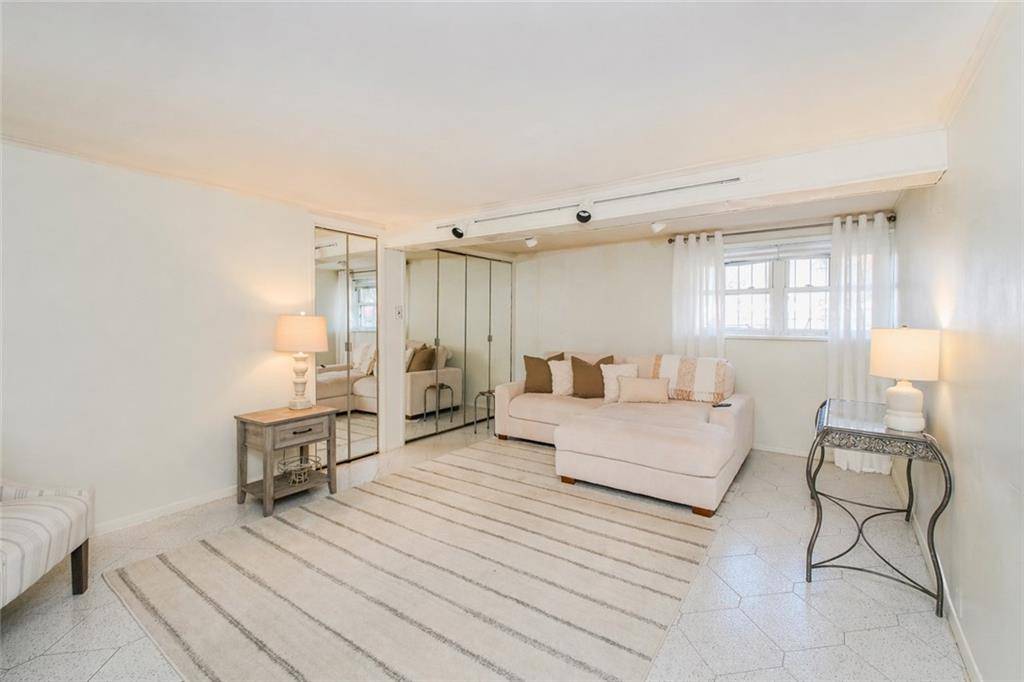 4093 Bedford AVE, Brooklyn, NY 11229