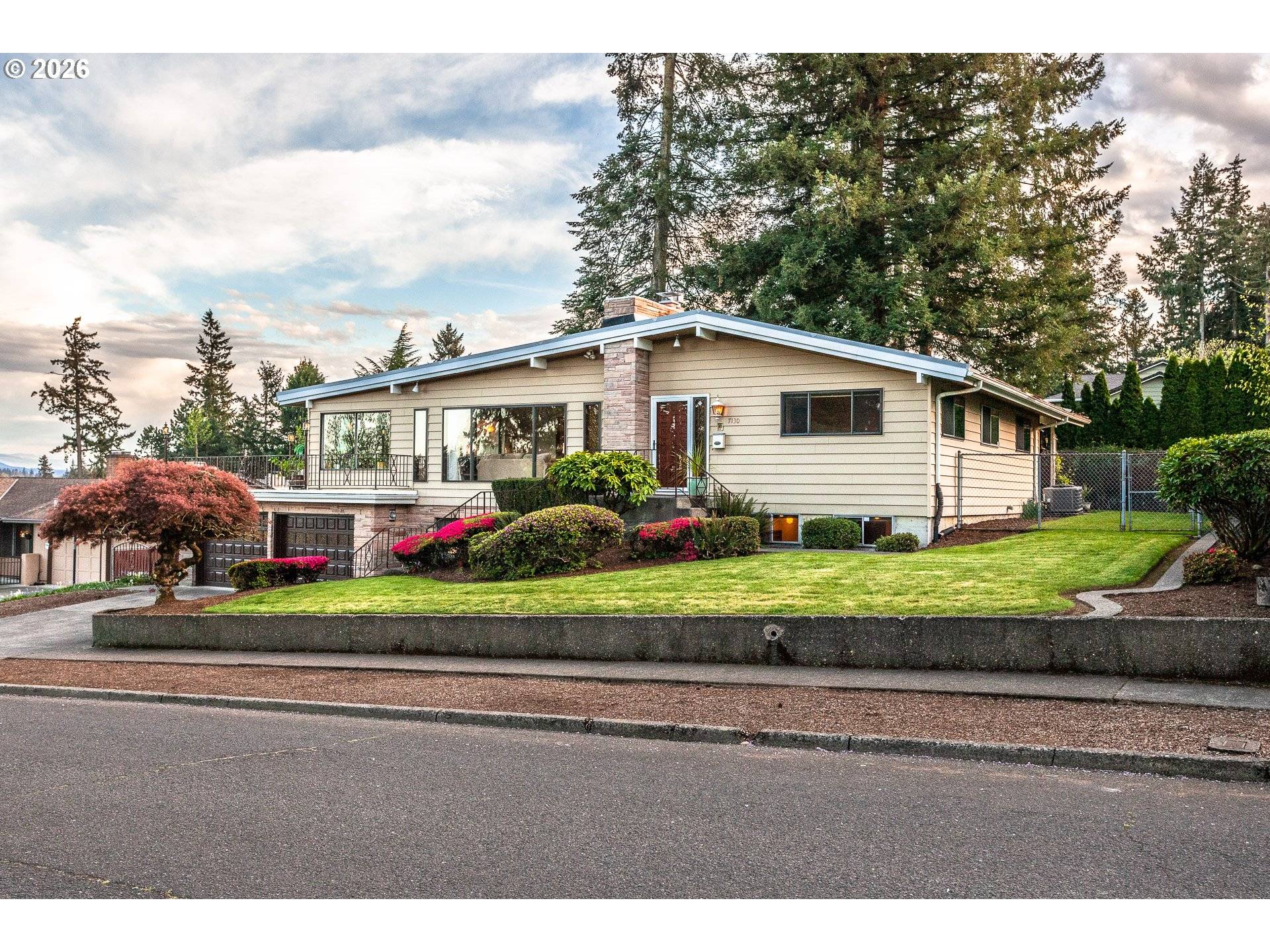 7130 LOS VERDES DR, Gladstone, OR 97027