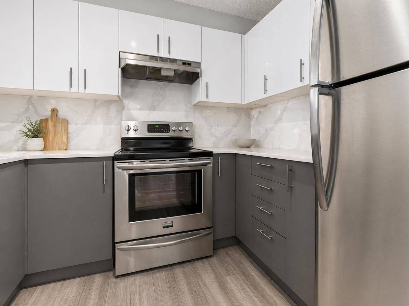 1111 6 AVE SW #1408, Calgary, AB T2P 5M5