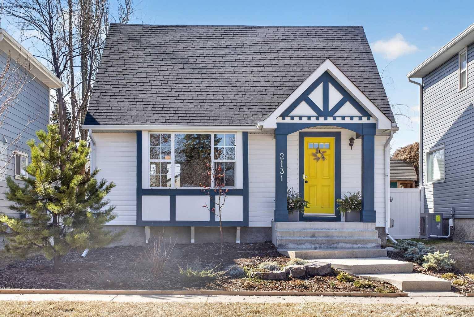 2131 Quentin AVE SW, Calgary, AB T2T 6C4