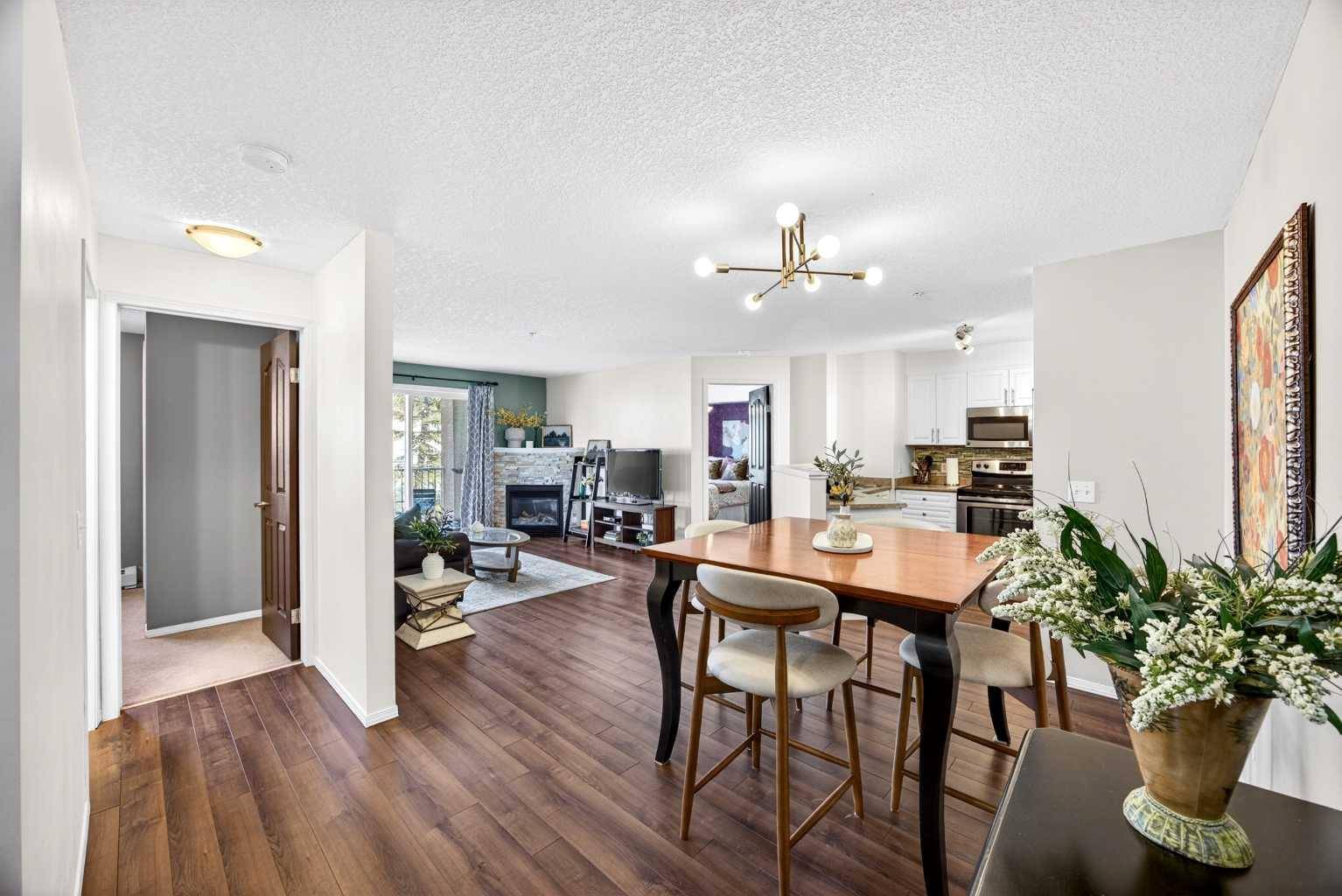 2000 Citadel Meadow PT NW #213, Calgary, AB T3G 5N5