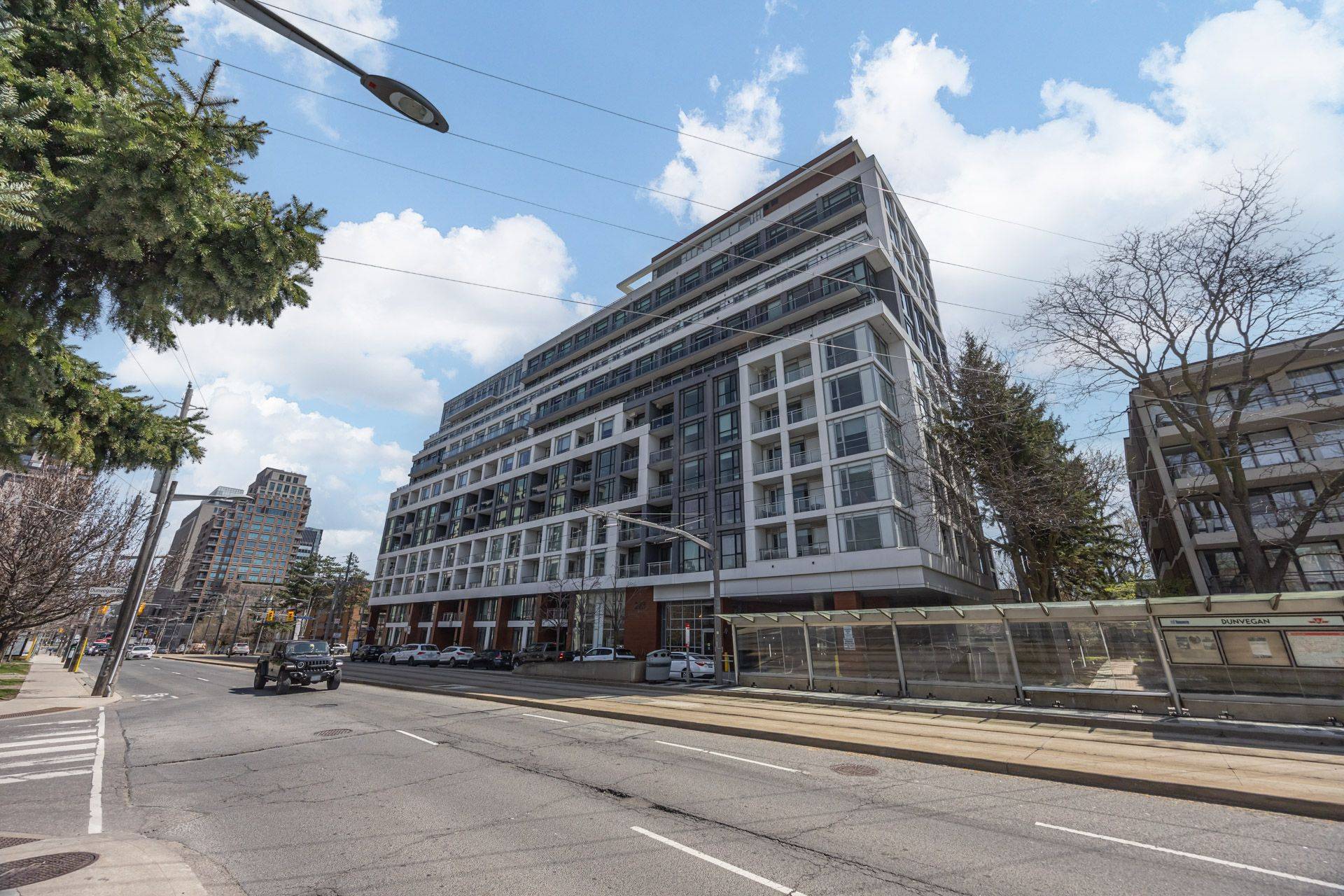 223 St Clair AVE W #309, Toronto C02, ON M4V 1R3