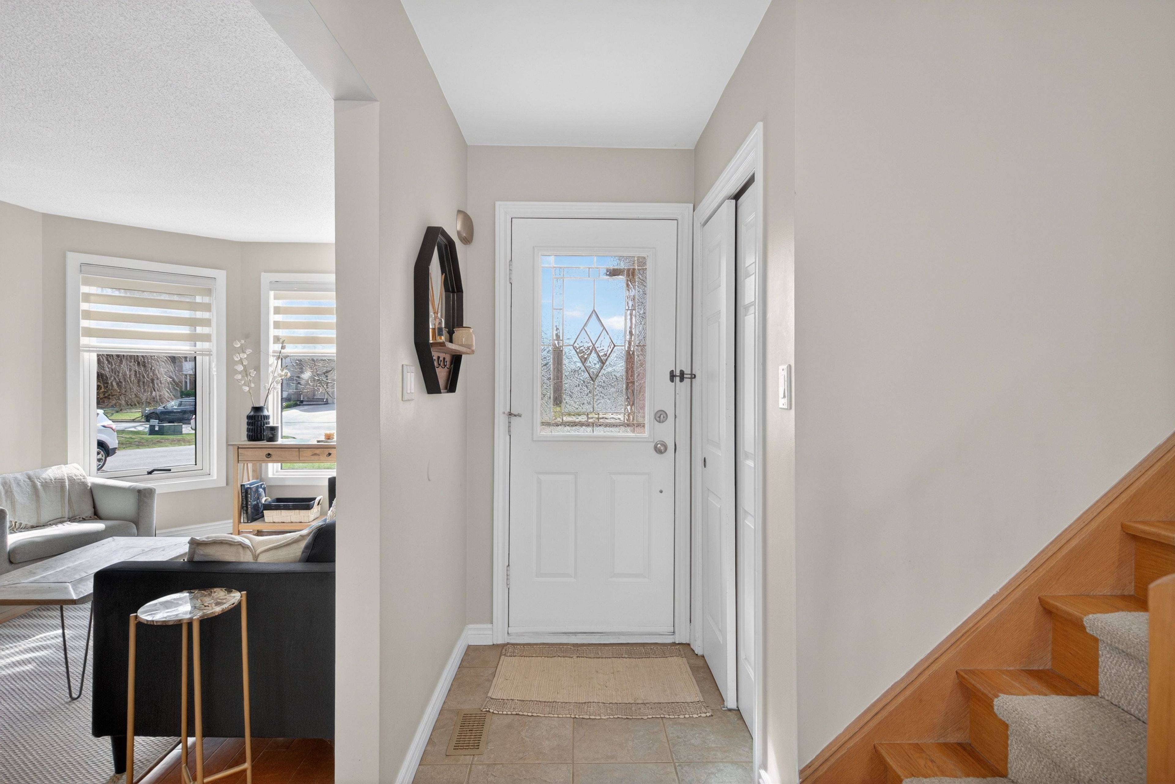 1151 Campbell CT, Burlington, ON L7S 1Z7