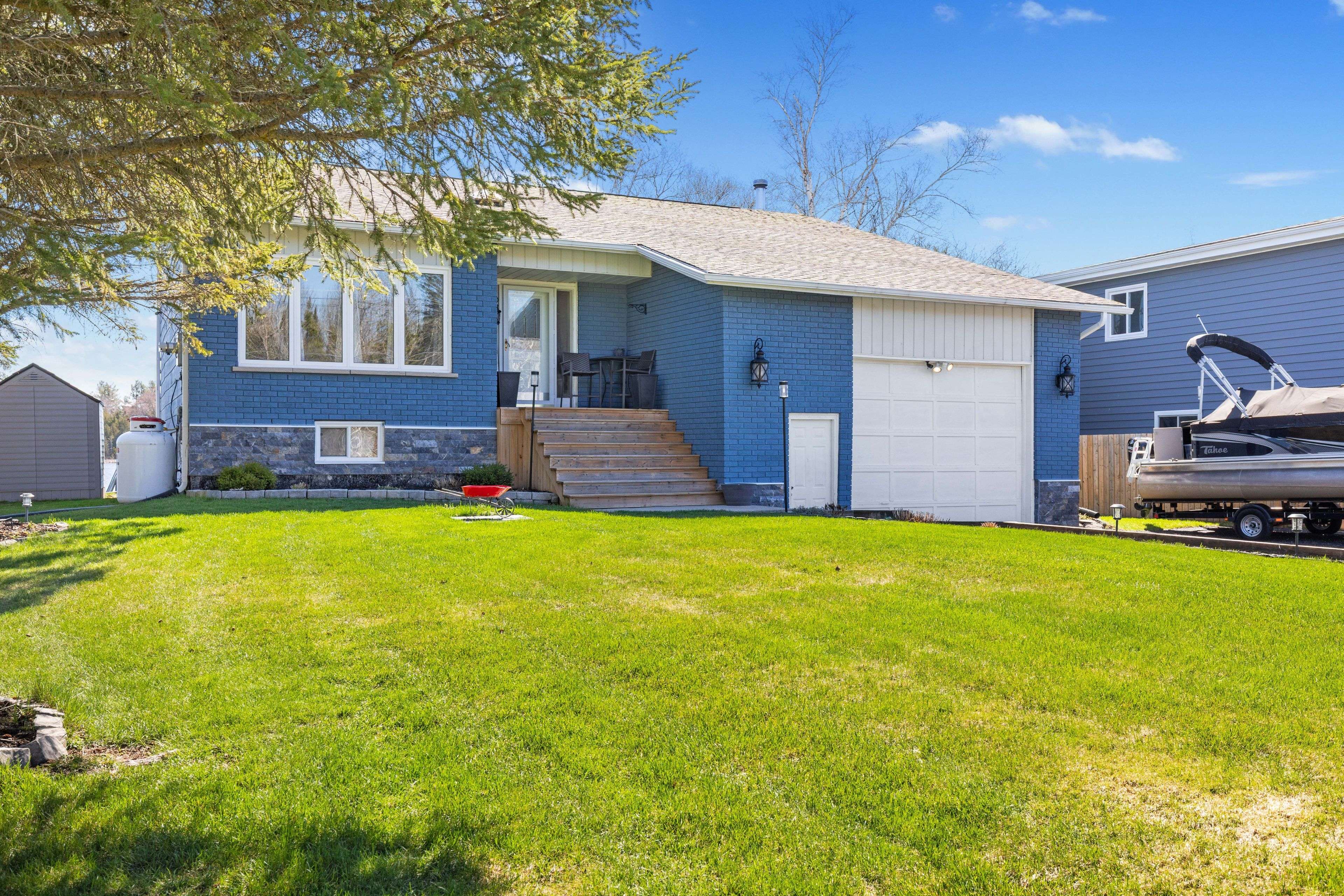 190 O'reilly LN, Kawartha Lakes, ON K0M 2C0
