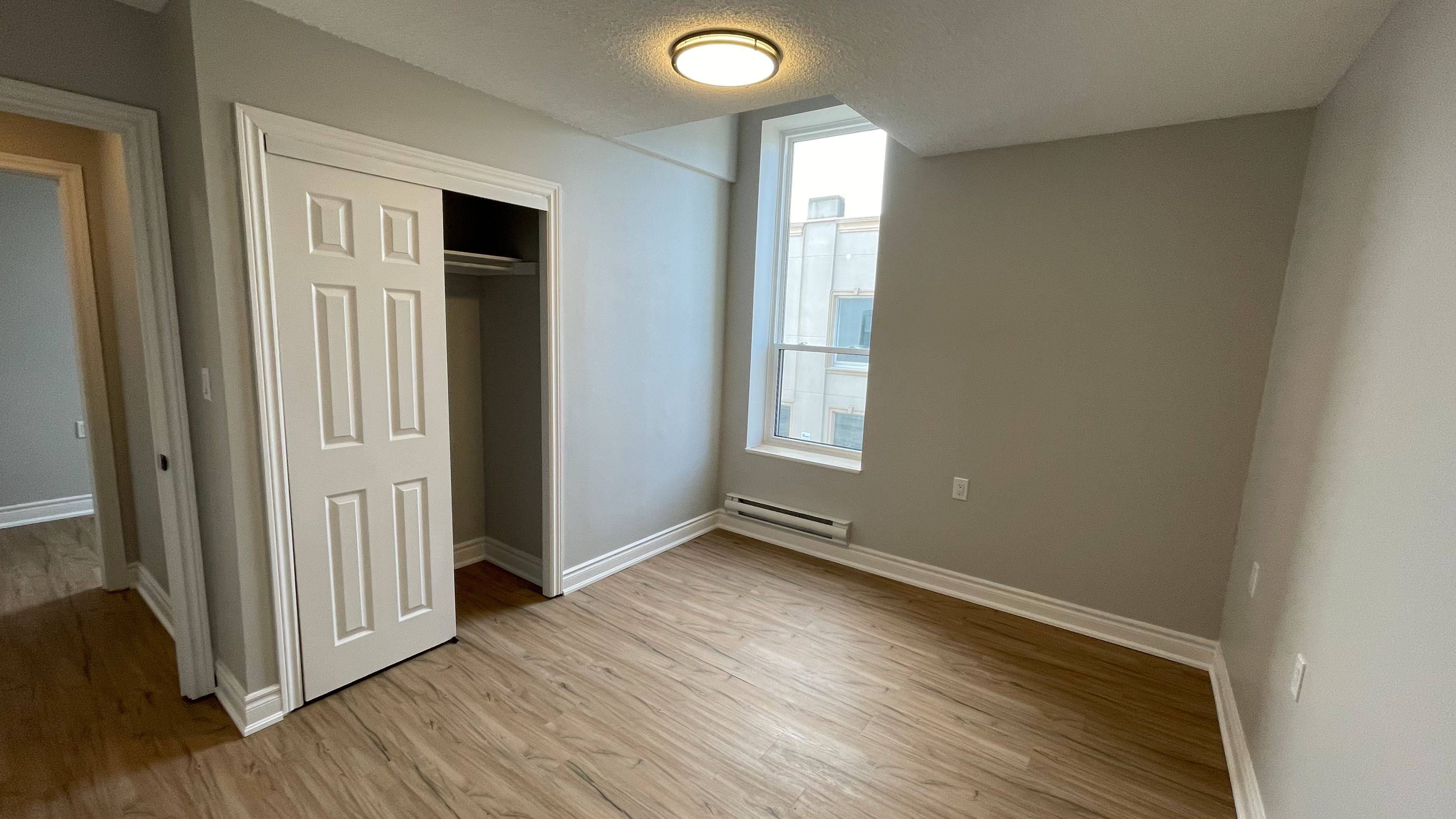 69 East Main ST #203, Welland, ON L3B 3W4