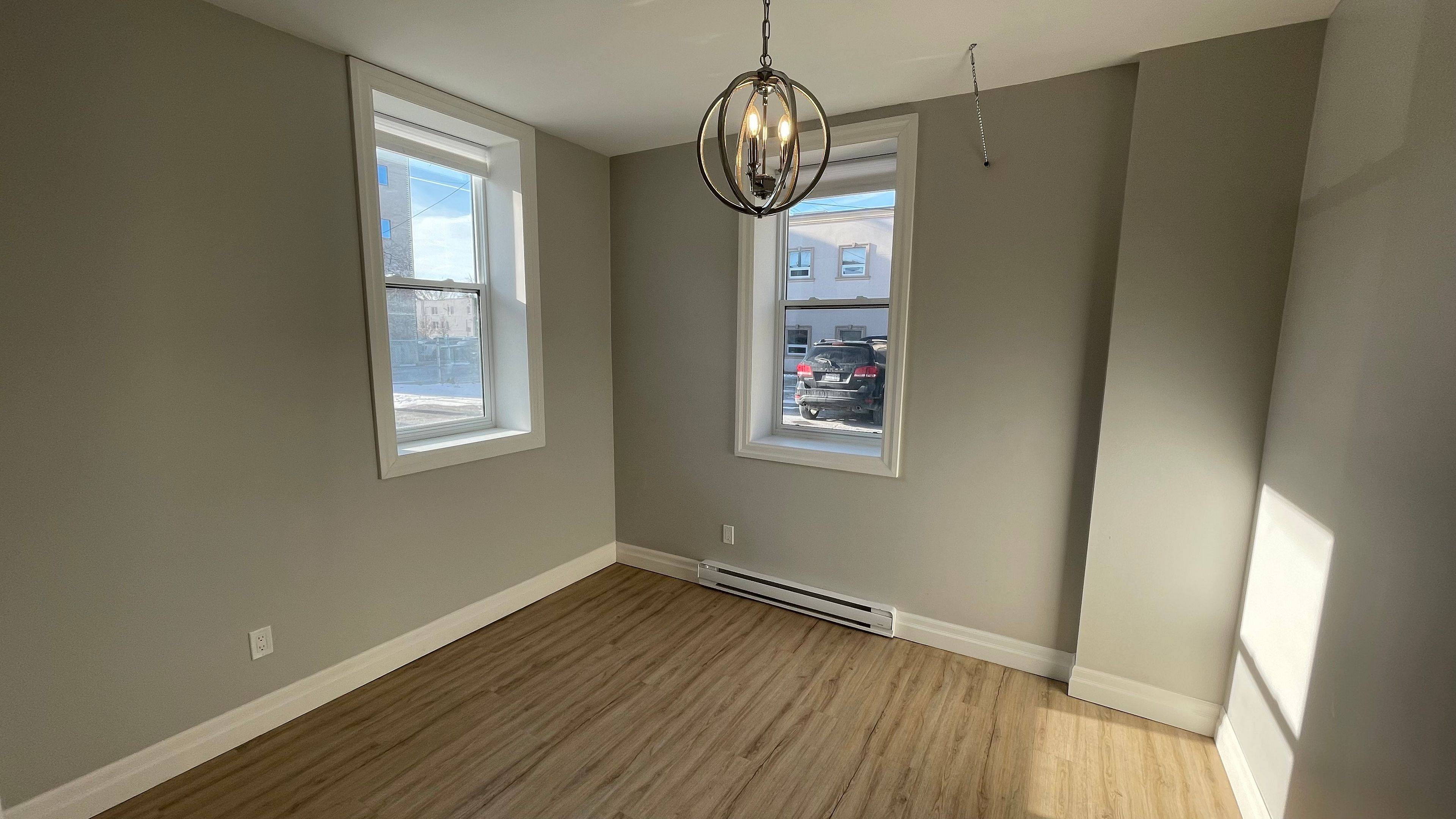 69 East Main ST #102, Welland, ON L3B 3W4