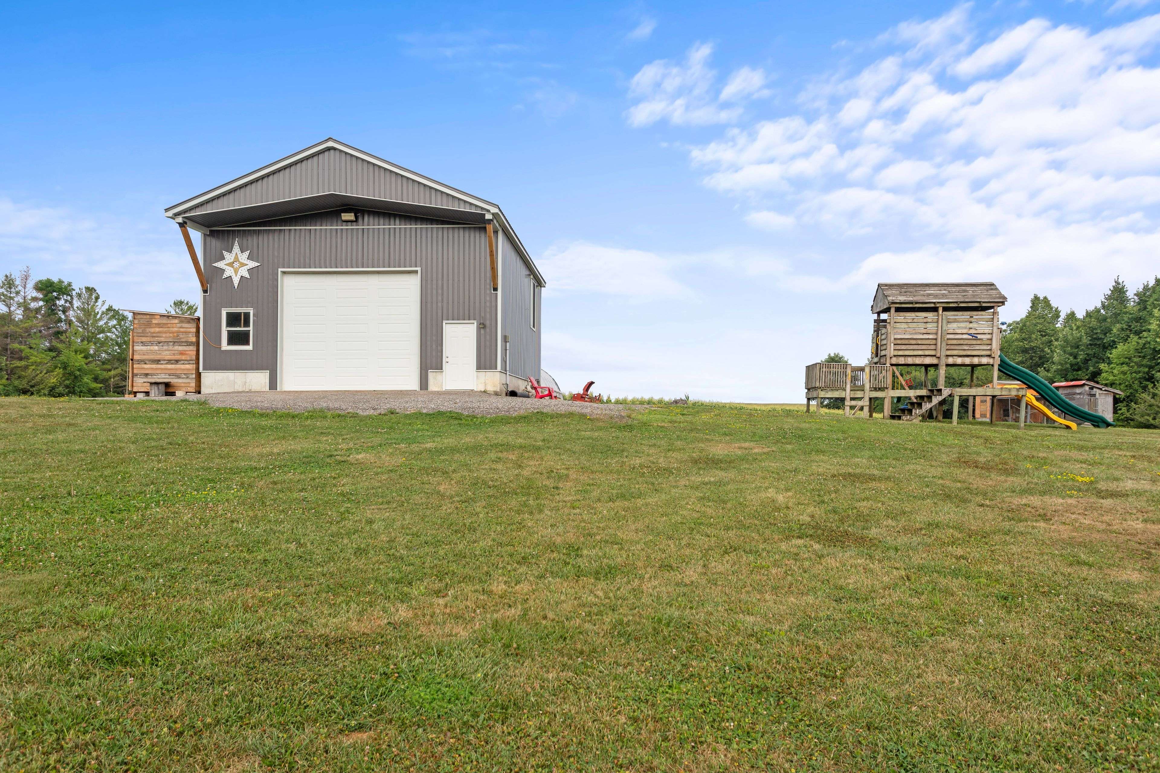 4484 AUSABLE DR, North Middlesex, ON N0M 1A0
