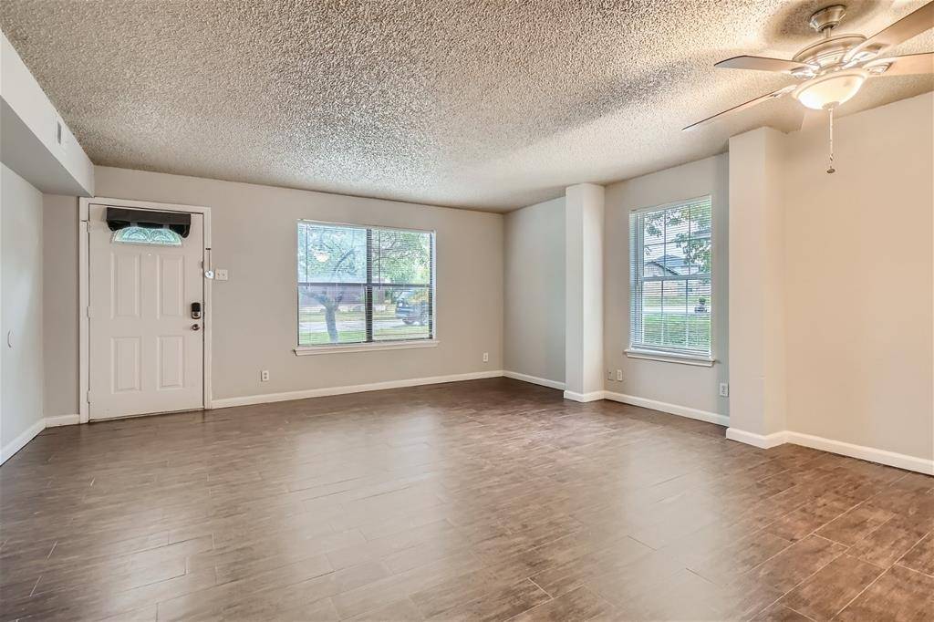 806 Prairie Creek Drive, Princeton, TX 75407