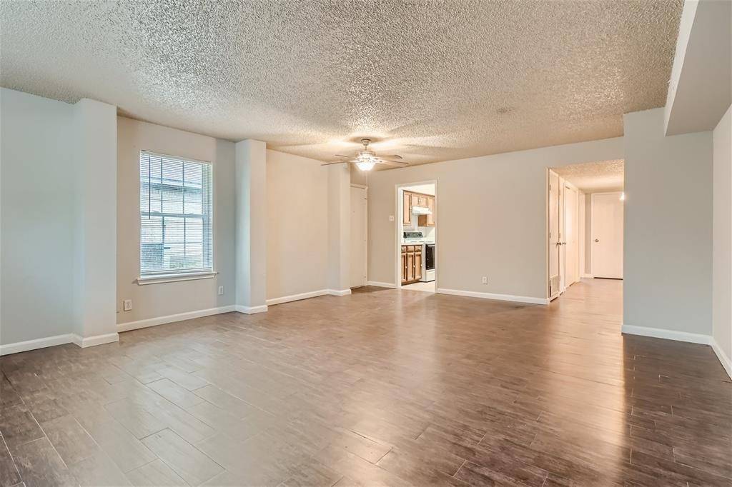 806 Prairie Creek Drive, Princeton, TX 75407