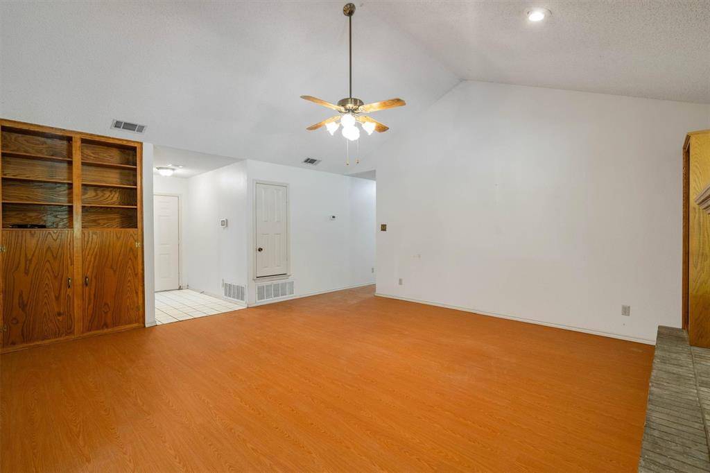 1309 Dixie Lane, Waxahachie, TX 75165