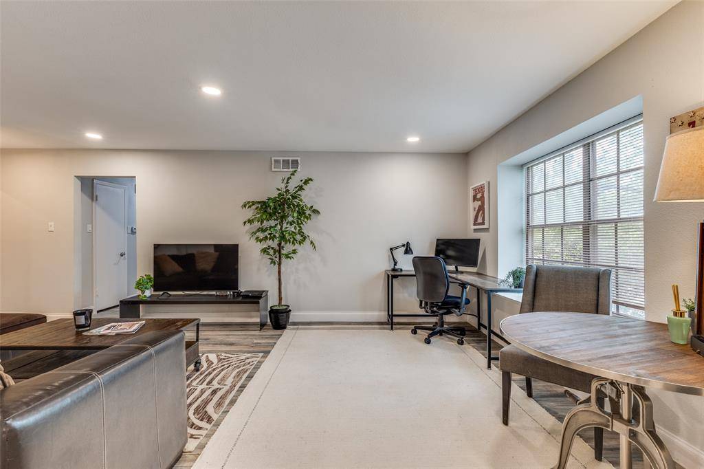 5818 E University Boulevard #236, Dallas, TX 75206