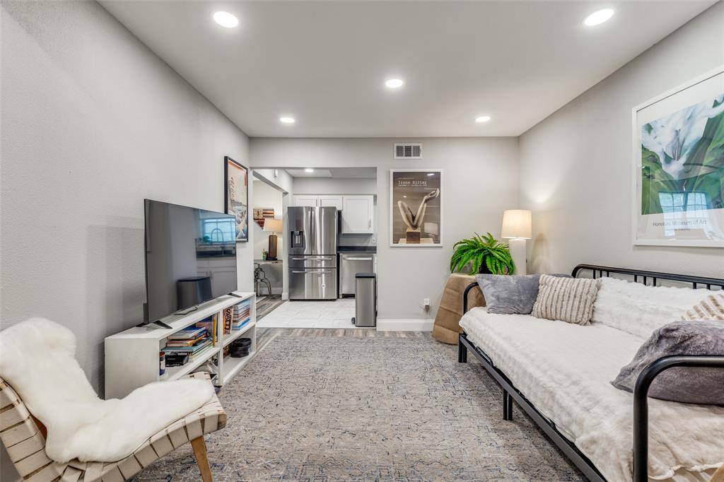 5818 E University Boulevard #236, Dallas, TX 75206