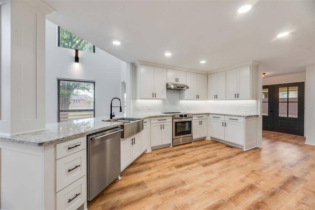 2720 E Seeton Road, Grand Prairie, TX 75054