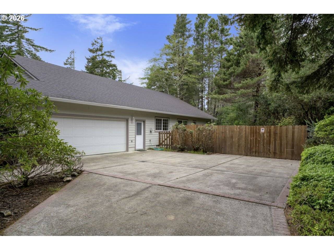 5096 WOOD LAKE WAY, Florence, OR 97439