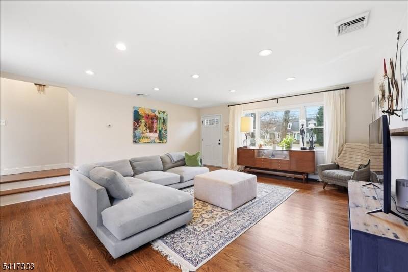 666 Park Rd, Parsippany-troy Hills Twp., NJ 07950