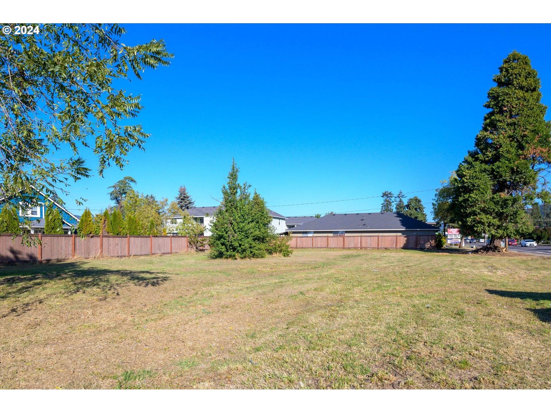 N Main between 48-49th ST, Springfield, OR 97478