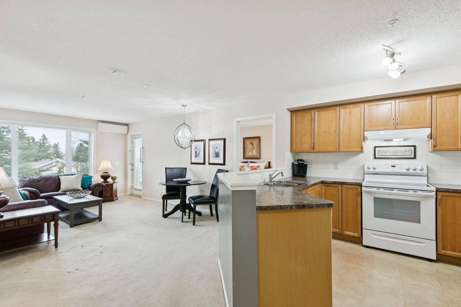 5200 44 AVE NE #2202, Calgary, AB T1Y 7L4