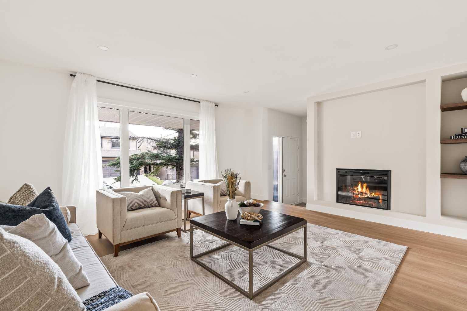 11 Coach Manor Rise SW, Calgary, AB T3H 1C5