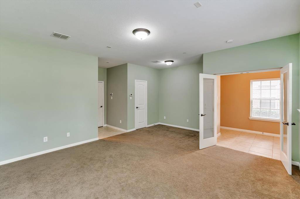 3912 Amberwood Drive, Addison, TX 75001