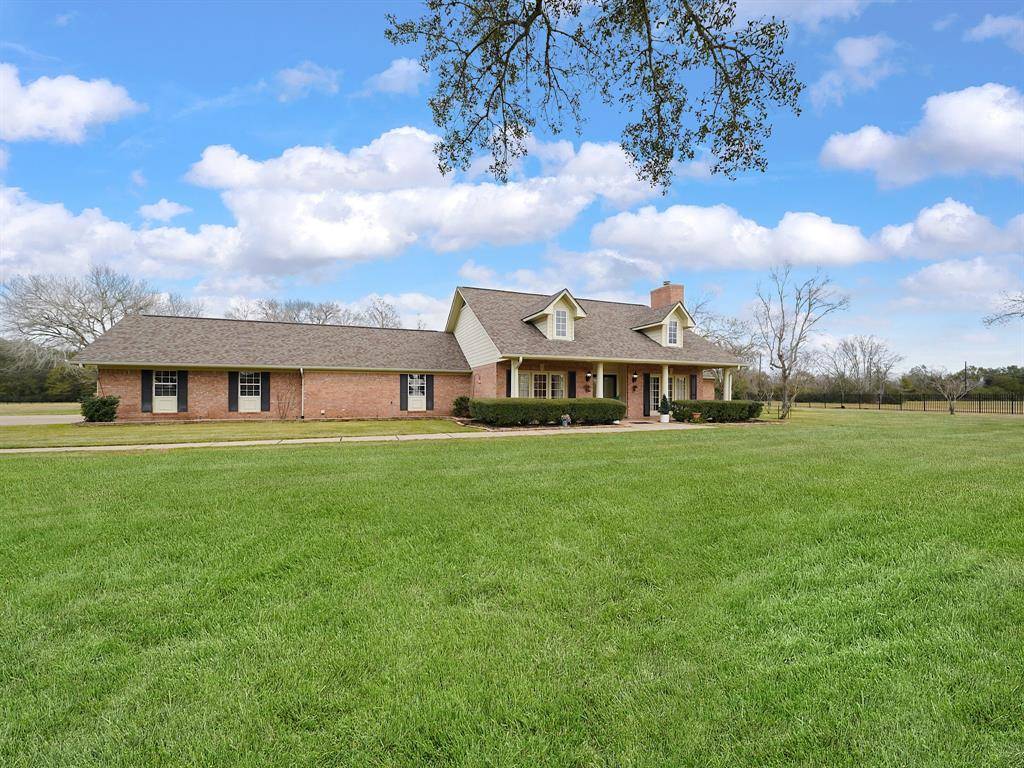 1810 Darby Lane, Arcola, TX 77545