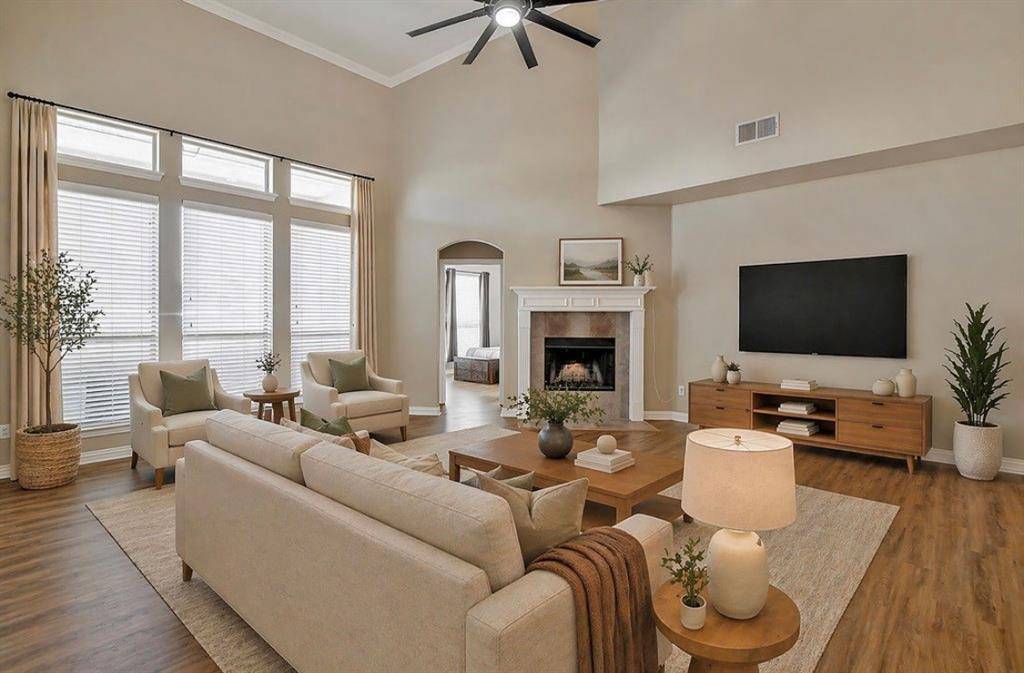 328 Tioga Street, Burleson, TX 76028