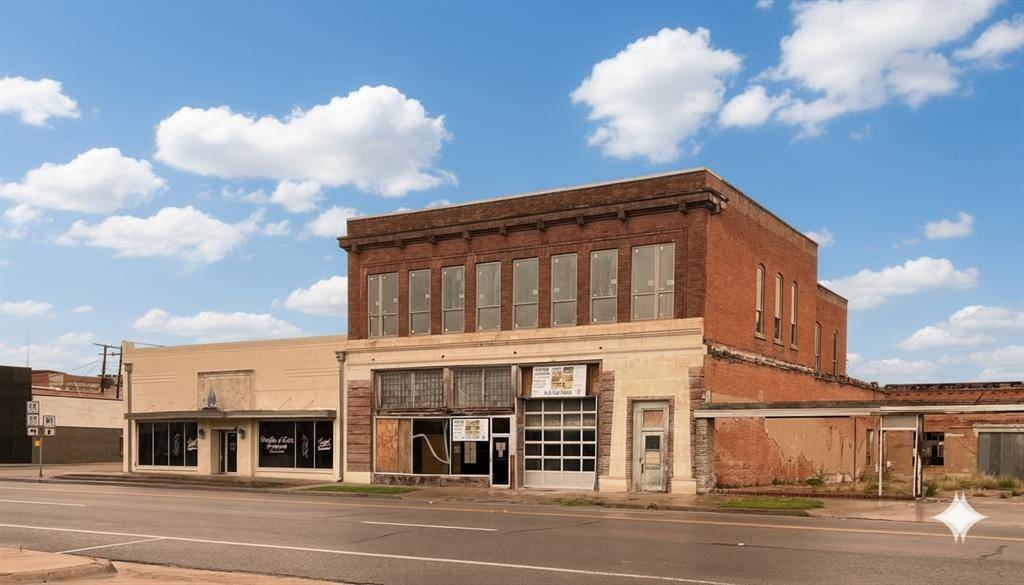 125 S Waco Street #2, Hillsboro, TX 76645
