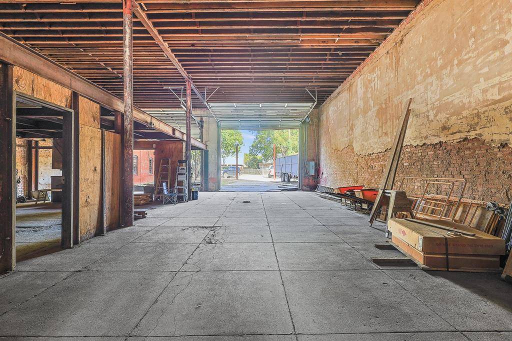 125 S Waco Street #2, Hillsboro, TX 76645