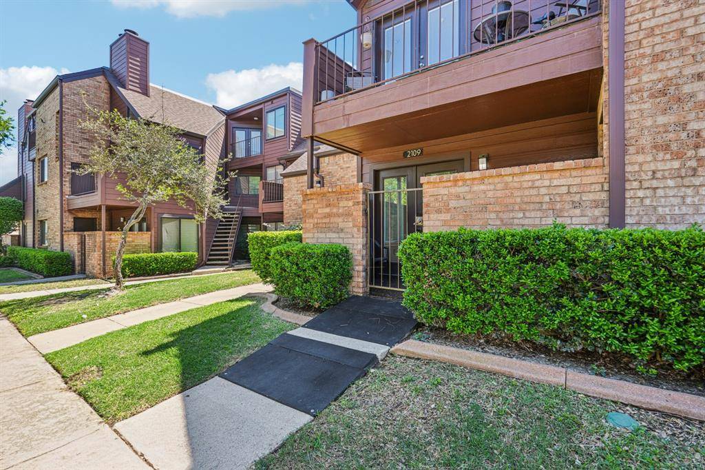 1712 Baird Farm Circle #2109, Arlington, TX 76006