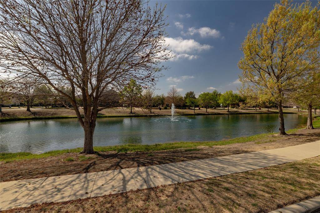 2004 Laurel Valley Drive, Keller, TX 76248